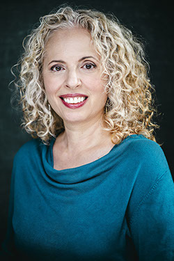 Maria Soulis, Mezzo-Soprano Contralto